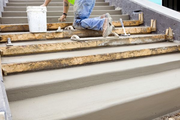 Cost of Concrete Steps Pouring in Bellevue