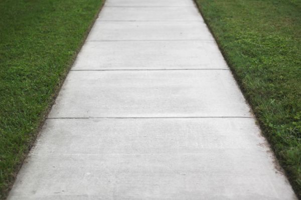 Cost of Concrete Walkway Replacement in Bellevue