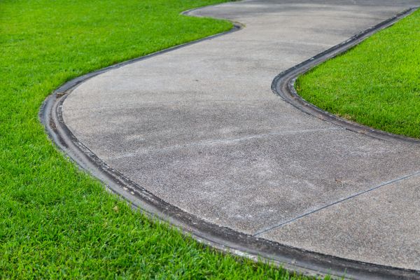 Cost of Concrete Sidewalk Construction in Bellevue