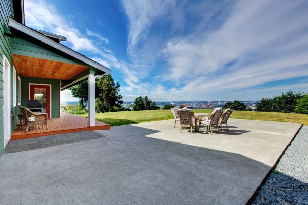 Cost of Backyard Concreting in Bellevue
