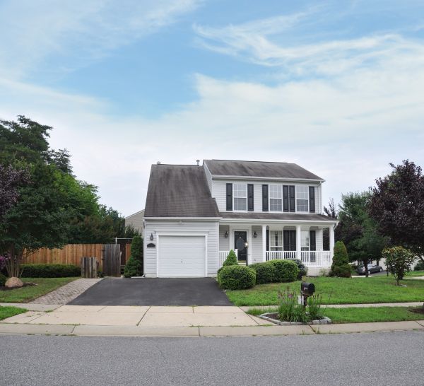 Cost of Concrete Apron Installation in Bellevue