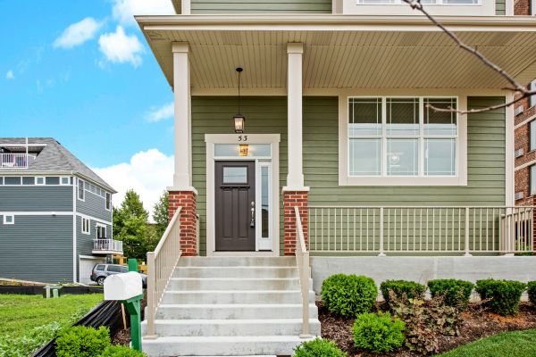 Cost of Entryway Stairs Installation in Bellevue