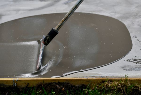 Cost of Carport Concrete Laying in Bellevue