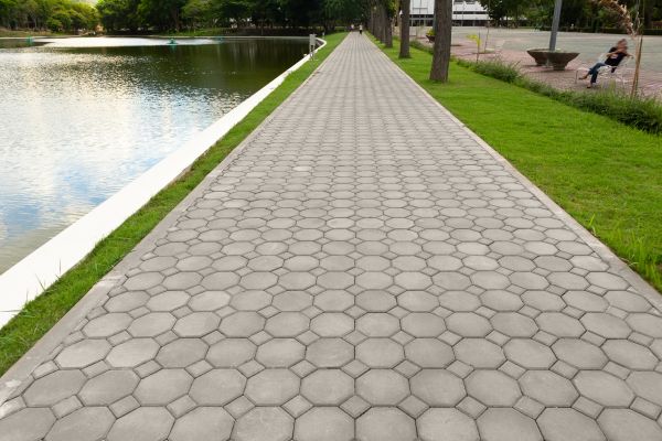 Cost of Paved Pathway Service in Bellevue