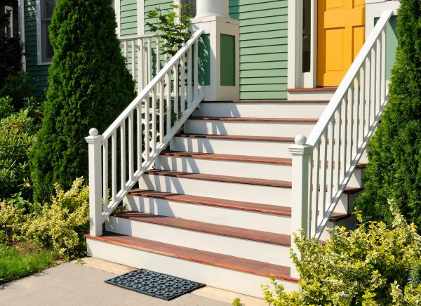 Cost of Front Steps Construction in Bellevue