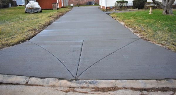 Cost of Apron Pouring in Bellevue