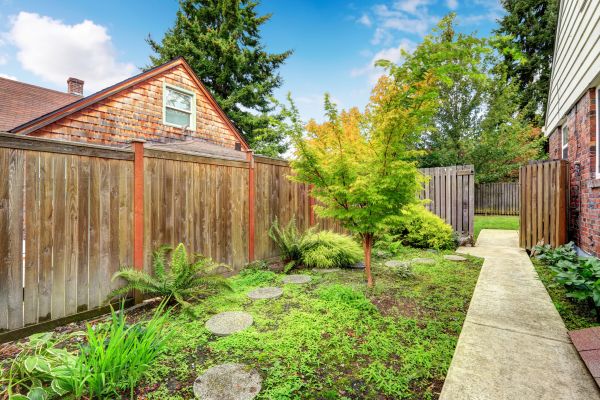 Cost of Backyard Walkway Construction in Bellevue